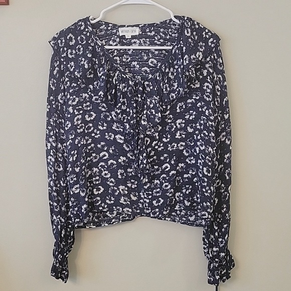 Whiteroom + Cactus Vintage Press Look Floral Print V-nek Blouse w/ detail. XS. - Picture 1 of 7